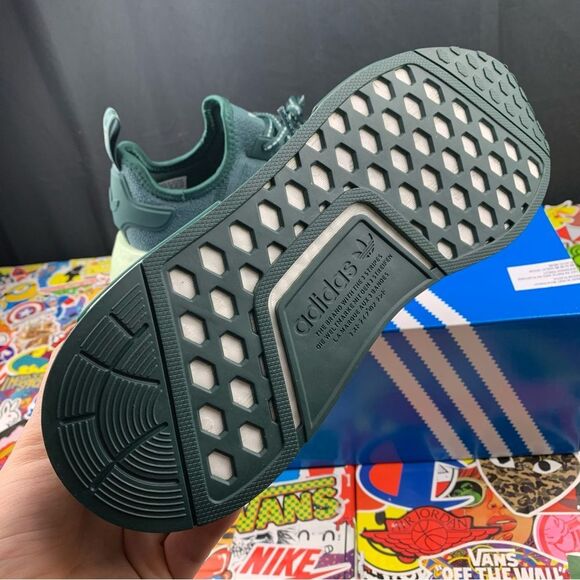 Adidas NMD R1 Leafy Green Women's Various Sizes - Picture 4 of 12